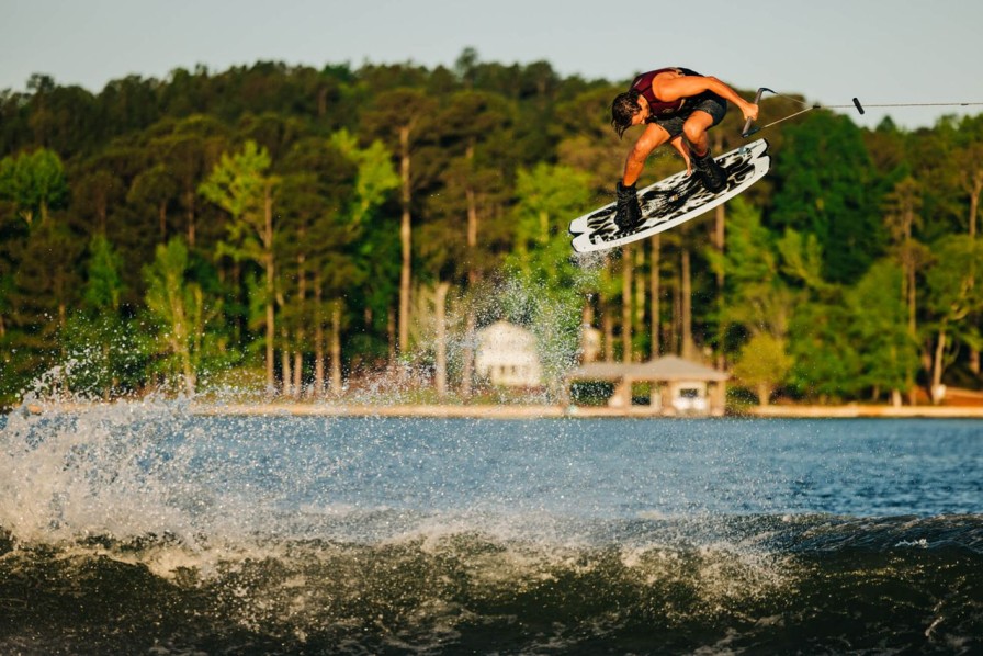Wake Liquid Force | Liquid Force 2024 Remedy Aero Wakeboard (Pre-Order)